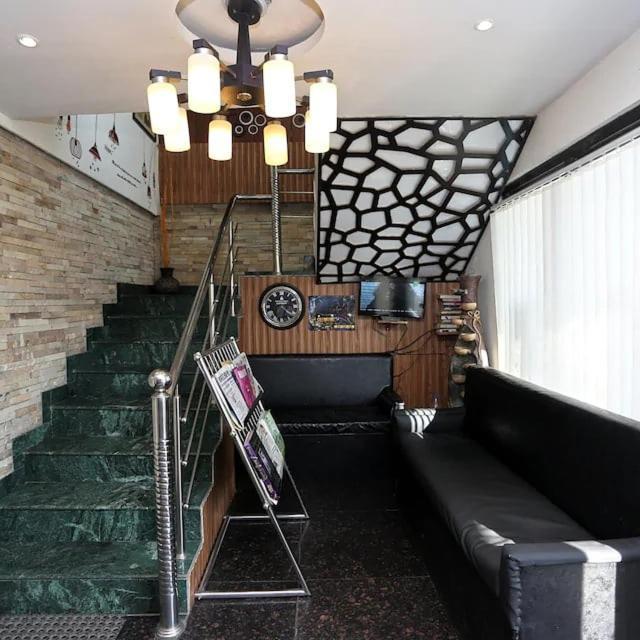 Madhuban Hotel 3*