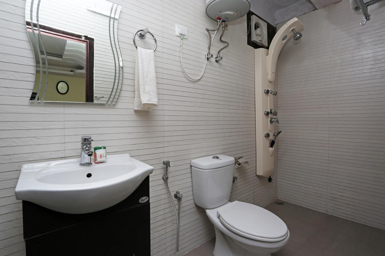 Madhuban Hotel 3*